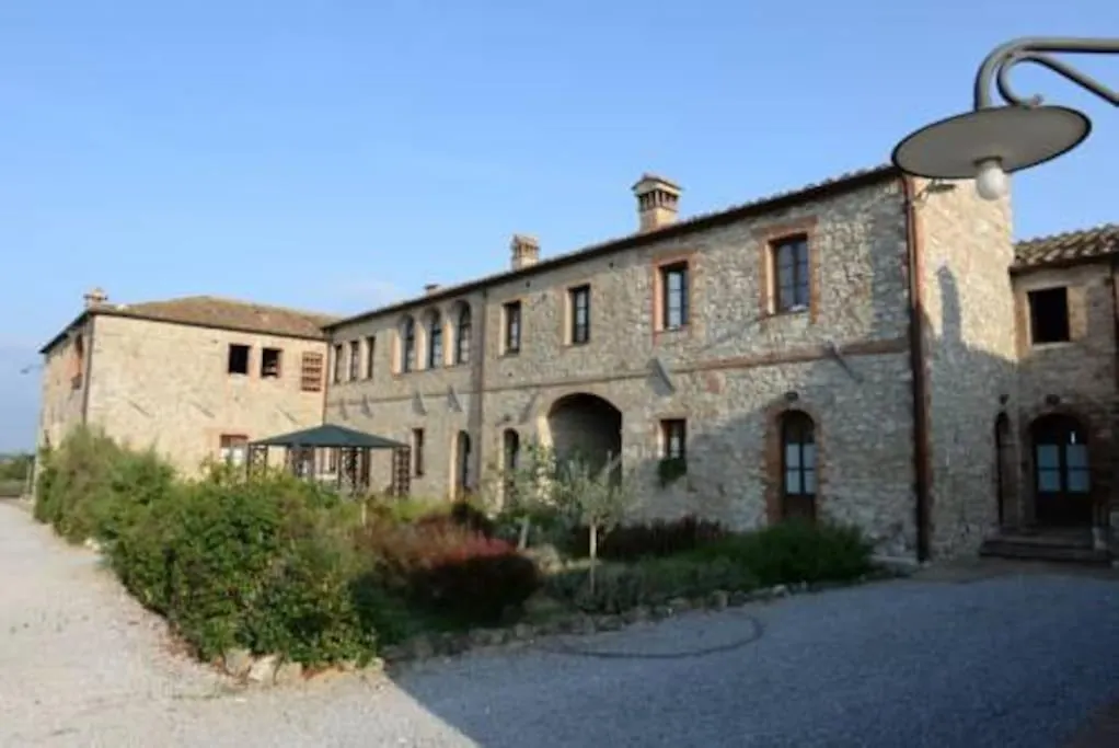 아파트 Cozy Home In Countryside Asciano Siena -Renovated!